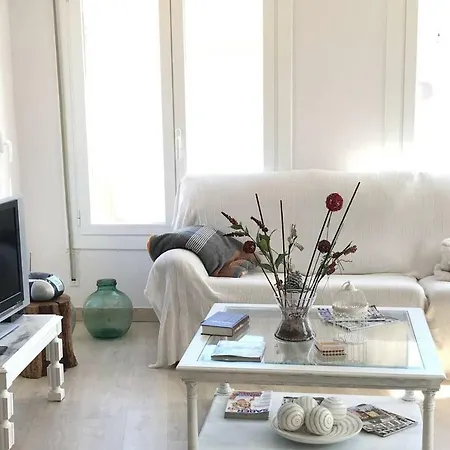 Casa Maria Dolors Con Piscina Y Jardin Privado Holiday home *